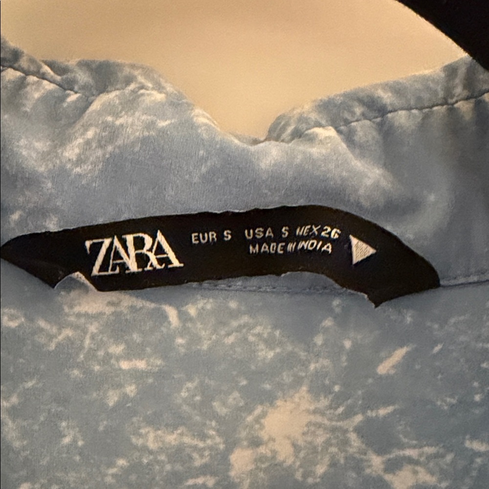 Zara Light Blue Acid-washed Button Down Shirt - Picture 2 of 4